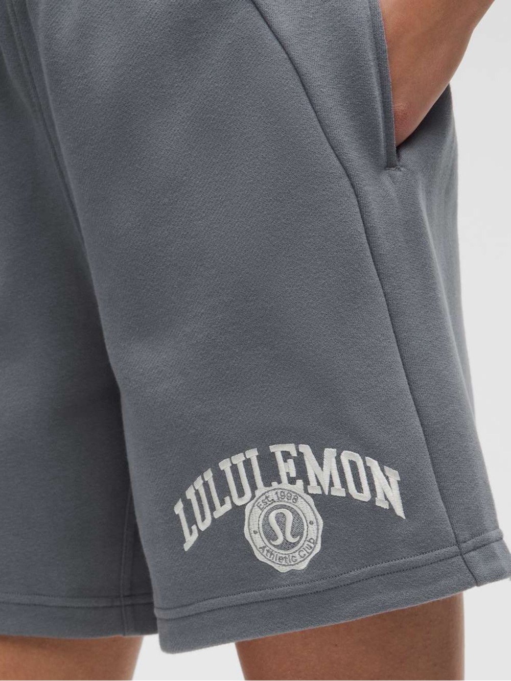 Lululemon Scuba Mid-Rise Oversized Short 7" *Graphic - Solar Grey
